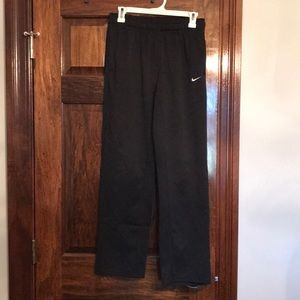 Youth small Nike therma-fit pants